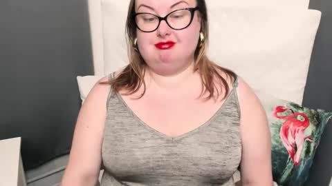 Bonnie online show from February 4, 7:51 am