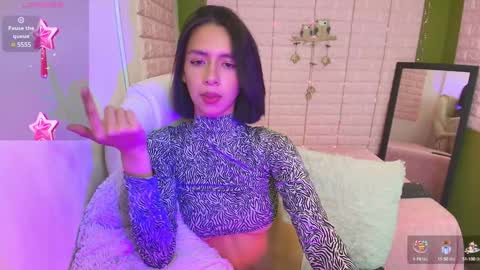 Snapshot of bonnieshyy chatting on January 23, 1:45 pm Bonnie online show from January 23, 1:45 pm