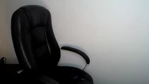 Bonnie online show from May 11, 2:45 pm