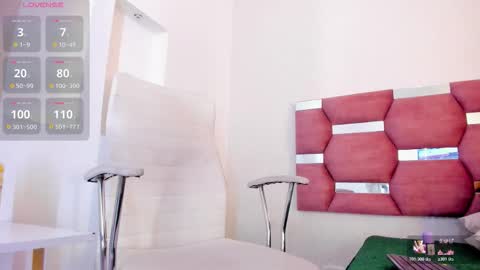 Booniee online show from November 11, 3:52 am