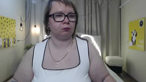 bonnnyboobsy online show from May 11, 4:04 pm