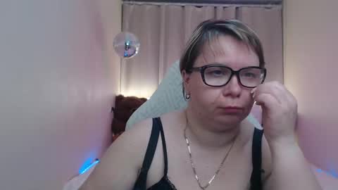 bonnnyboobsy online show from May 27, 1:57 am