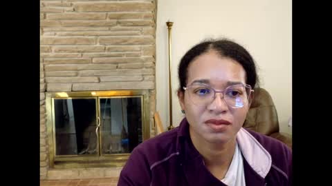 Snapshot of bonvivantb chatting on October 16, 5:34 pm Queen Bon Vivantt online show from October 16, 5:34 pm