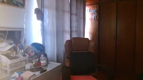 Snapshot of bonvivantb chatting on January 22, 2:46 pm Queen Bon Vivantt online show from January 22, 2:46 pm