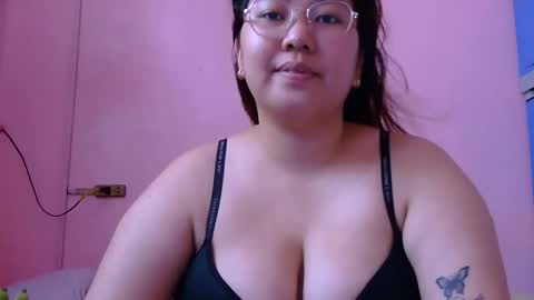 MommyMarie-Singlemom of 2. online show from May 30, 4:55 am
