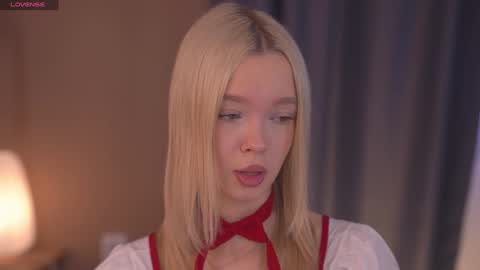 Alina online show from November 8, 1:03 pm