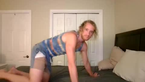 BookAndBrawn online show from November 20, 2:43 am