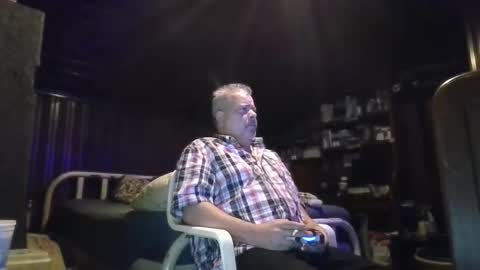 Booshwa online show from October 23, 6:37 am