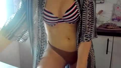 Klaras room online show from May 16, 9:39 am