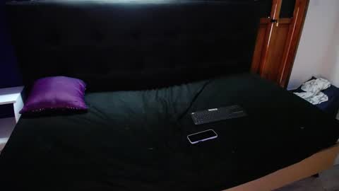 Snapshot of borbuja1 chatting on October 7, 6:48 pm borbuja online show from October 7, 6:48 pm