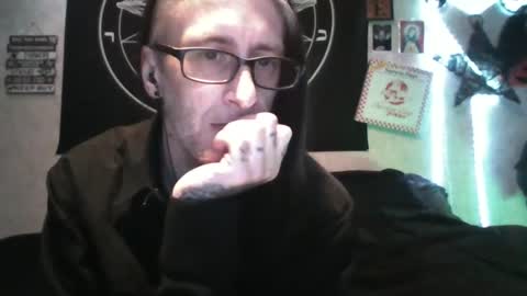 Snapshot of borisprice chatting on December 15, 6:18 am Boris Price online show from December 15, 6:18 am