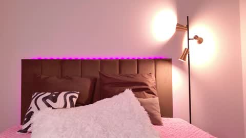 Hallie online show from April 1, 6:03 am