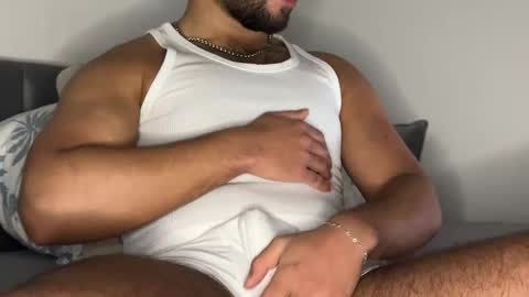 bosskaan12 online show from April 21, 6:26 pm