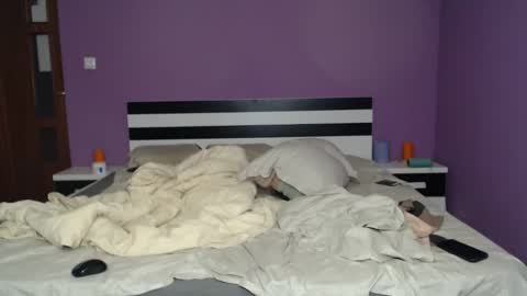 Angel-Boy online show from October 12, 4:43 pm