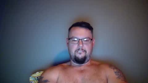 bowtieguy84 online show from September 13, 7:55 am