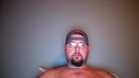 bowtieguy84 online show from November 28, 2:46 pm