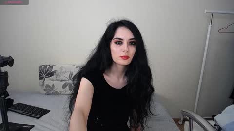 Helen  online show from November 10, 11:24 am