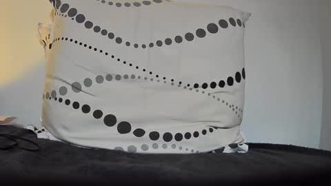 boy3911 online show from December 21, 7:38 pm