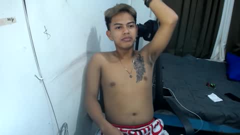 boyax online show from February 8, 6:33 pm