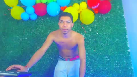 jhon deivis online show from February 14, 2:18 am