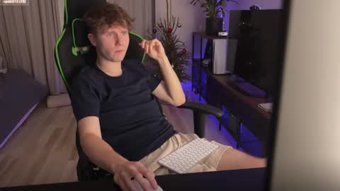 Eddie online show from January 15, 11:30 pm