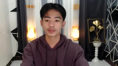 HI IM JAMES DONT FORGET GIVE ME THUMBS UP AND JOIN TO MY FANCLUB online show from January 4, 5:16 pm