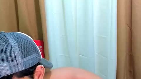 HI IM JAMES DONT FORGET GIVE ME THUMBS UP AND JOIN TO MY FANCLUB online show from November 24, 3:11 pm