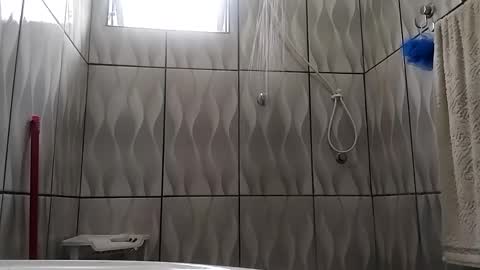 boys131954 online show from April 2, 5:09 pm