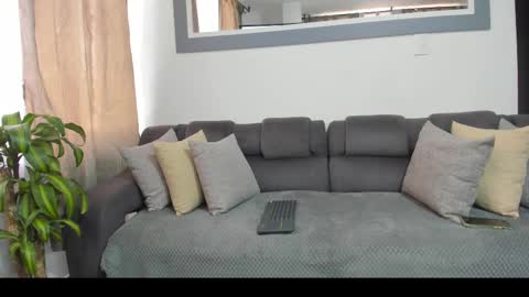 boys_blackandwhite online show from February 28, 9:01 pm