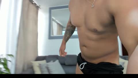 boys_blackandwhite online show from January 26, 5:02 pm