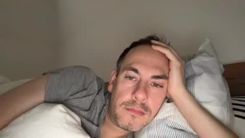 boytoyhh online show from November 14, 9:11 am