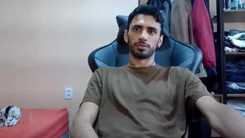 boyzinm2 online show from March 17, 12:10 pm