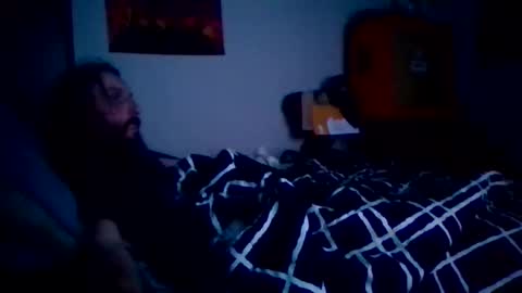 GuitarBrad1989 online show from April 19, 8:48 am