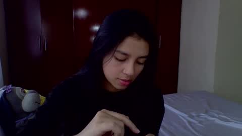 Snapshot of brad_and_emma293215 chatting on September 11, 9:05 pm brad_and_emma293215 online show from September 11, 9:05 pm