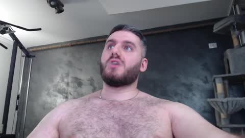 Snapshot of brad_pittfall chatting on March 6, 10:36 pm ask me online show from March 6, 10:36 pm