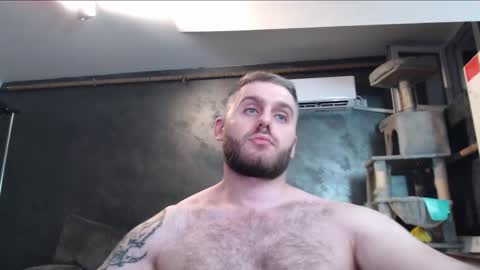 Snapshot of brad_pittfall chatting on September 15, 7:26 pm ask me online show from September 15, 7:26 pm