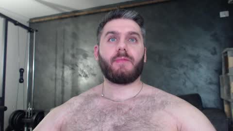 Snapshot of brad_pittfall chatting on January 14, 10:34 pm ask me online show from January 14, 10:34 pm