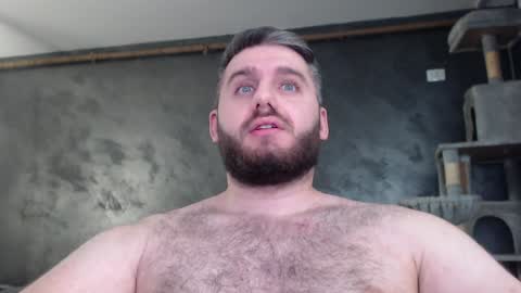 Snapshot of brad_pittfall chatting on February 4, 10:34 pm ask me online show from February 4, 10:34 pm