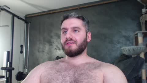 Snapshot of brad_pittfall chatting on December 21, 4:46 pm ask me online show from December 21, 4:46 pm