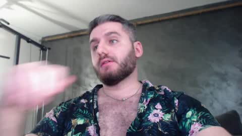 Snapshot of brad_pittfall chatting on January 8, 8:07 pm ask me online show from January 8, 8:07 pm