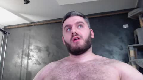 Snapshot of brad_pittfall chatting on February 23, 11:36 pm ask me online show from February 23, 11:36 pm