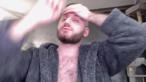 Snapshot of brad_pittfall chatting on February 15, 10:31 pm ask me online show from February 15, 10:31 pm