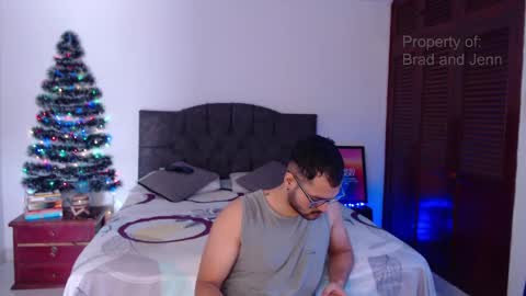 Your favorite couple and the best butt on Chatur online show from December 24, 3:47 pm