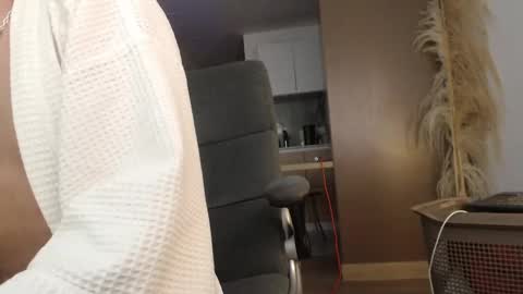 Bradley online show from February 24, 5:11 am