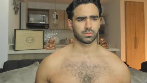 bradleymartin7 online show from September 25, 2:40 am