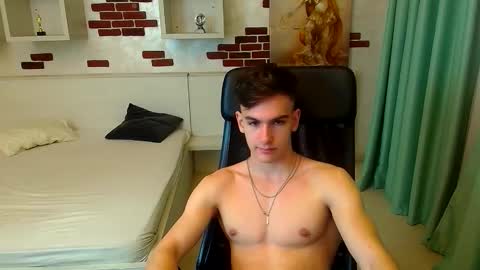 BradyFlint online show from November 8, 5:21 am