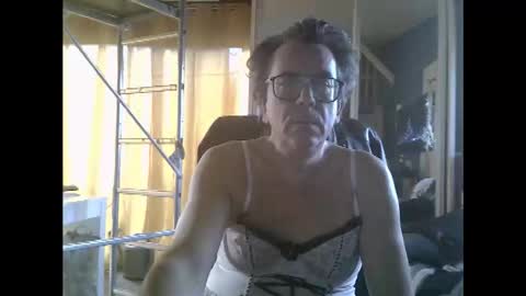 bradysboy online show from December 1, 8:56 am