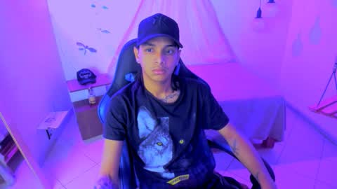 B R A N D online show from January 11, 10:43 am