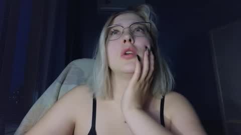 Belle  online show from November 17, 10:51 am