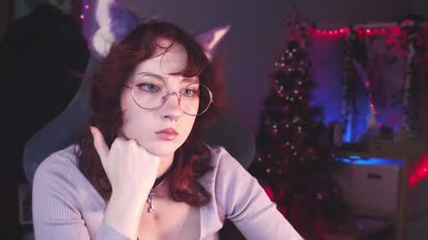 Snapshot of brandy_queen chatting on December 15, 2:48 pm Aurorabut ur dad just calls me Rory online show from December 15, 2:48 pm